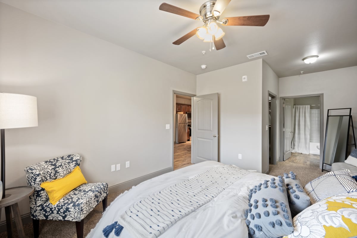 Photos and Video of Lake Villas Apartments in Granbury, TX